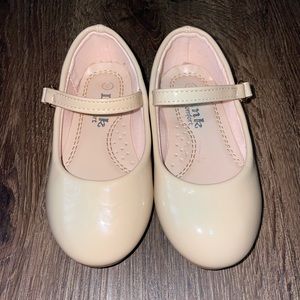 Nude Patent Leather size 6 NWOT
